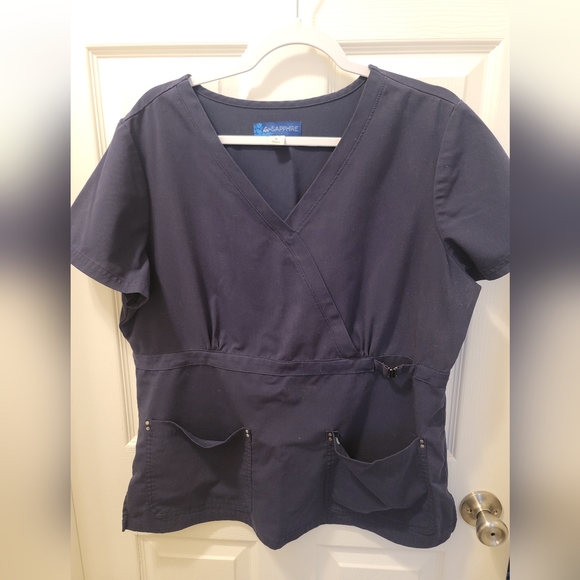 Scrub set - Picture 4 of 5